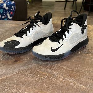 Nike KD Trey 5 VII White Bright Crimson Black